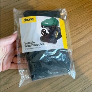 Doona seat cover